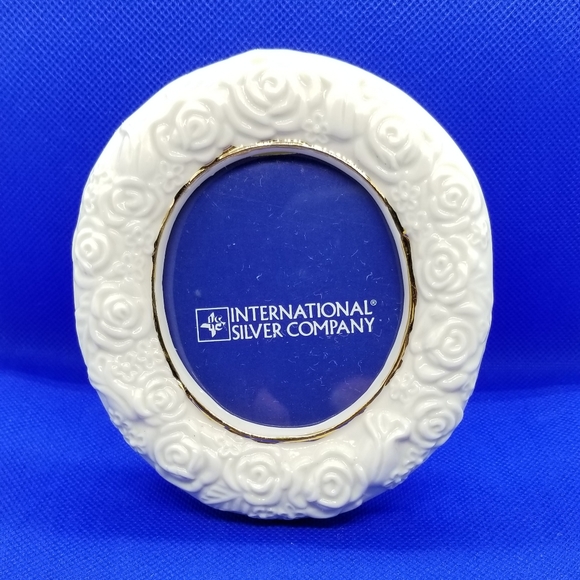 -International Silver Company Vanity Set - Picture 4 of 6